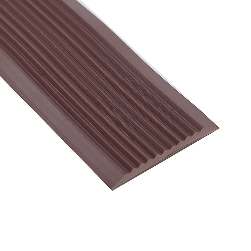 Anti slip staircase waterproof outdoor/indoor anti slip sealing strip, suitable for stairs, adhesive rubber anti slip strip, suitable for step ramps