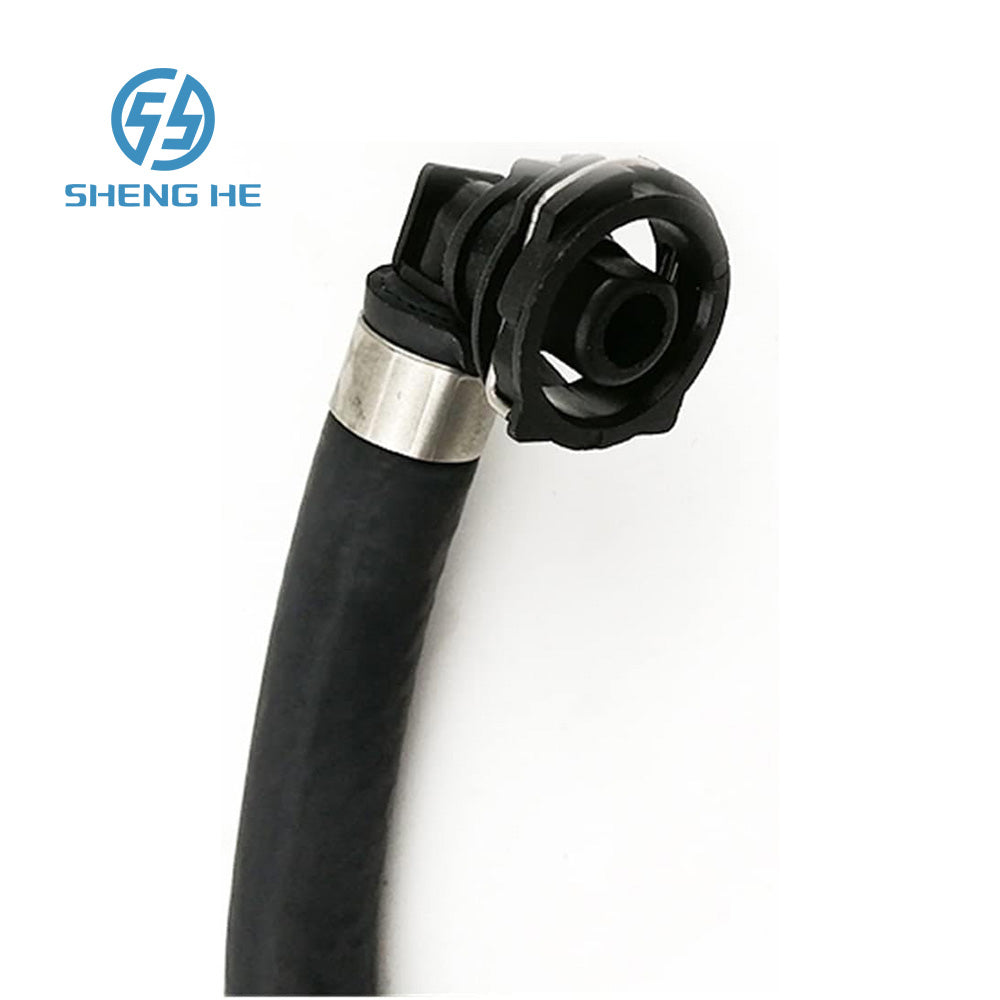A2125016784 Auto Parts Engine Coolant Radiator Hose for Mercedes Benz E W212 Cls X218 C218 E A207 C207 OEM  212 501 67 84