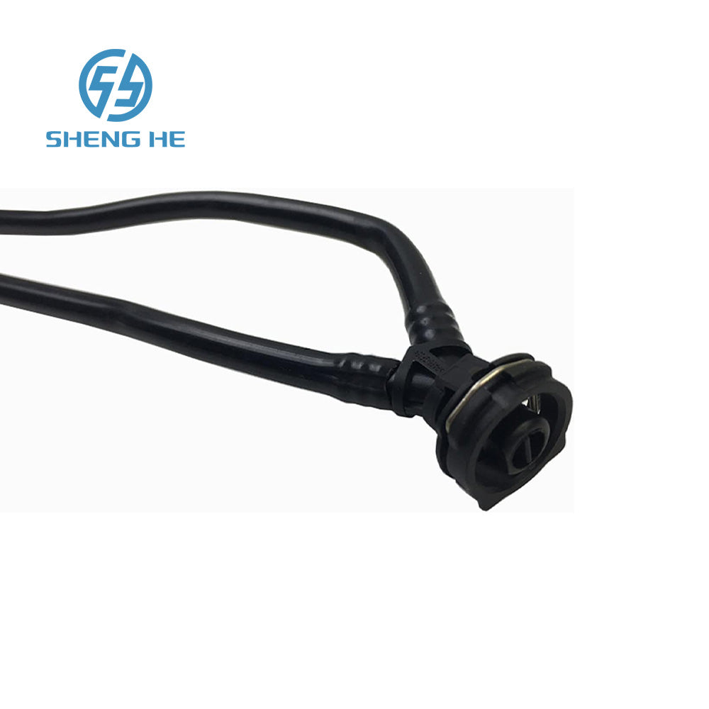 OEM 246 501 01 25 2465010125 Auxiliary Kettle Pipe Vent Radiator Line Expansion Tank Hose for Mercedes Benz B180 B120