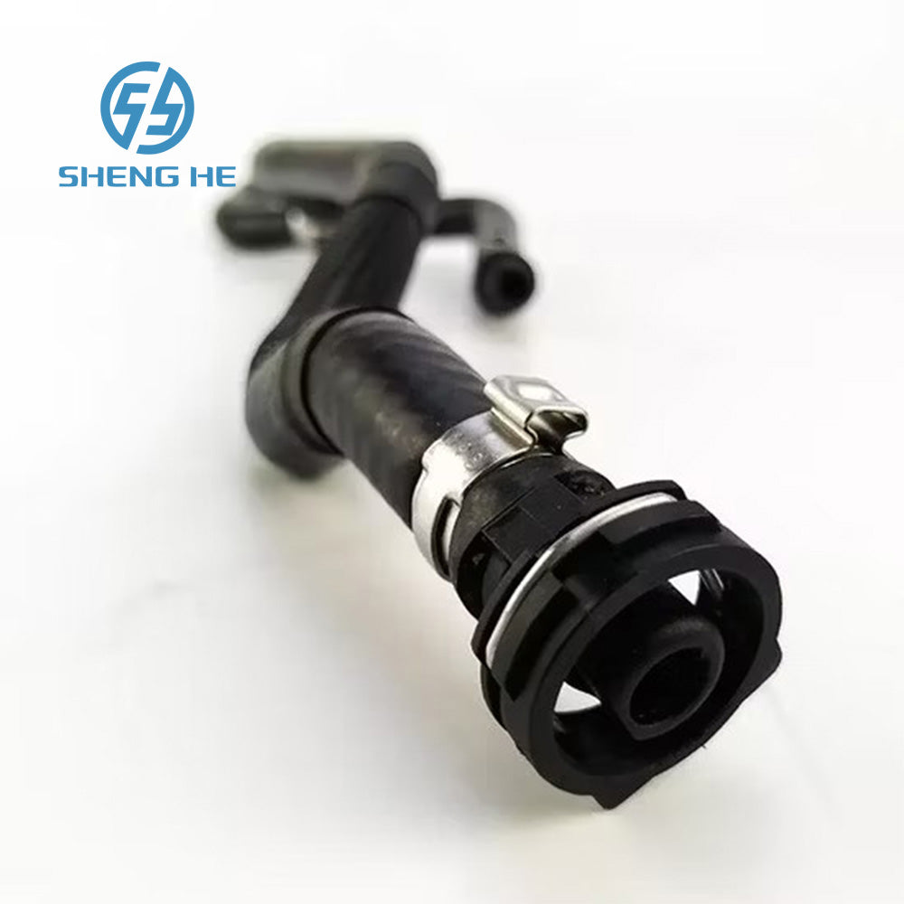 Wholesale Auto Parts Engine Coolant Radiator Hose for Mercedes Benz E260 OEM 204 501 28 25